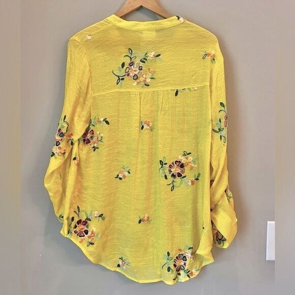 Fig and Flower Blouse Womens M Floral Embroidered Boho Peasant Top Yellow Button - Picture 2 of 12